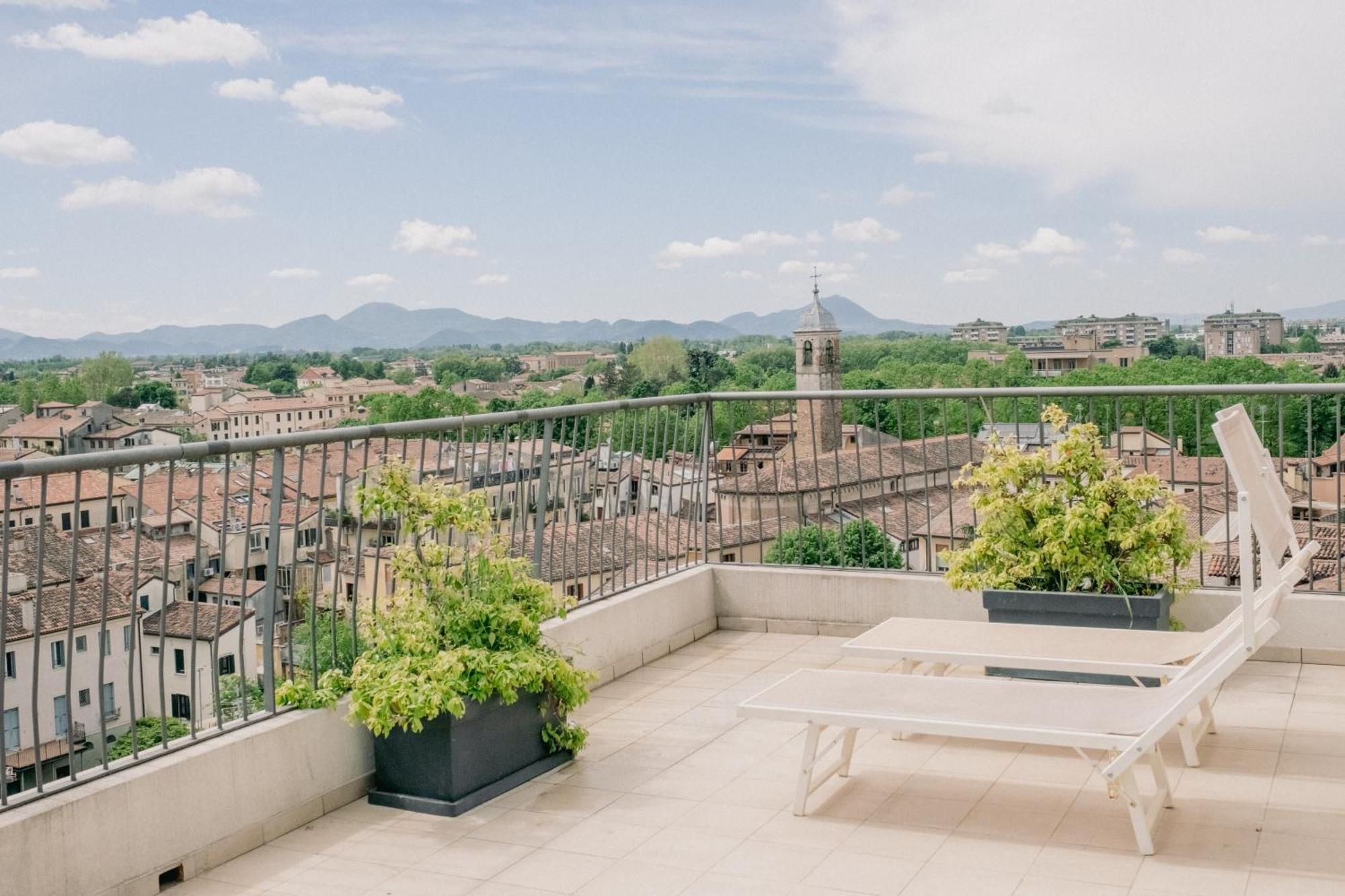 M14 Teatro Verdi Terrace Padova
